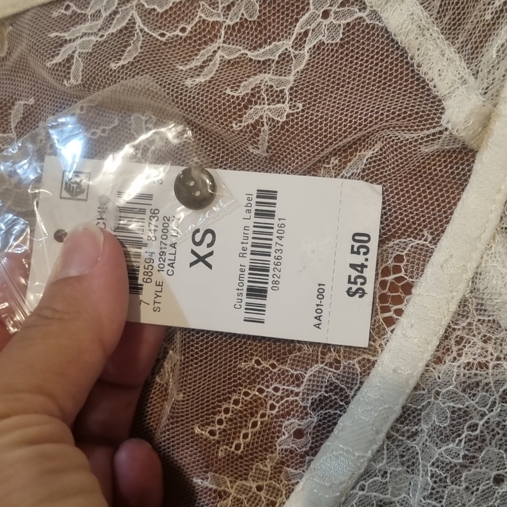 And Now This Lace Top Cream Size Extra Small - Picture 7 of 12